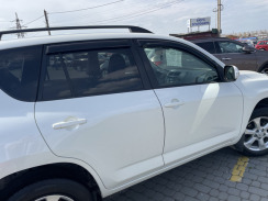 Вітровики для Toyota RAV-4 2006-2013 (HIC). Фото 3