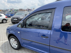 Ветровики для Volkswagen Caddy 3,4 2004-2020 (на скотче) (HIC). Фото 3