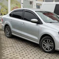 Вітровики для Volkswagen Jetta 2011-2018 седан (HIC)