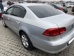 Вітровики для Volkswagen Passat B6/B7 2005-2015 седан (на скотчі) (HIC)