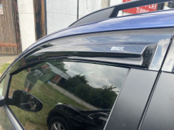 Вітровики для Volkswagen Touran 2003-2015 Q2 (DEFL). Фото 4