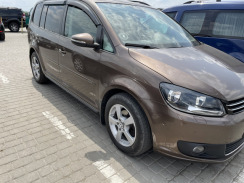 Ветровики для Volkswagen Touran 2003-2015 (довги задние) VW24 VW40 (HIC). Фото 3