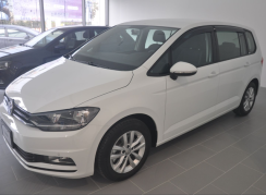 Ветровики для Volkswagen Touran 2015-... (HIC). Фото 8
