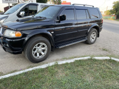 Вітровики для Mitsubishi Pajero Sport 1996-2009 (HIC). Фото 2