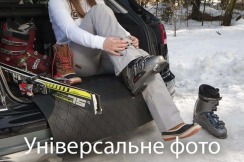 Гумовий килимок в багажник для Mitsubishi ASX (mkI) 2010-2023 (багажник с защитой) (Gledring). Фото 5