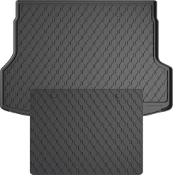 Резиновый коврик в багажник для Subaru Forester (mkV) 2018-2024 (багажник с защитой) (Gledring)