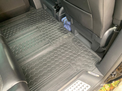 Килимки 2-го ряду для Volkswagen T5 Multivan (2010-...) (Avto-Gumm). Фото 2