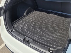 Килимок в багажник для Fiat Tipo (2016-...) універсал верхня поличка (Avto-Gumm)