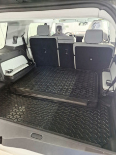 Коврик в багажник для Rivian R1S (2022-...) (задний) (Avto-Gumm). Фото 7