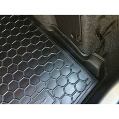Килимок в багажник для Mazda 3 (BM) (2013-2019) Sedan (Avto-Gumm). Фото 6