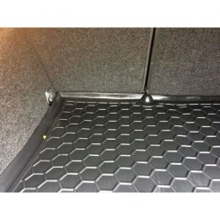 Килимок в багажник для Volkswagen Passat B5 1996- (Sedan) (Avto-Gumm). Фото 3