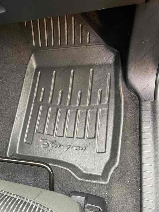 3D килимки для FIAT Freemont (2011-2016)  з бортиками 30 мм (Stingray). Фото 5