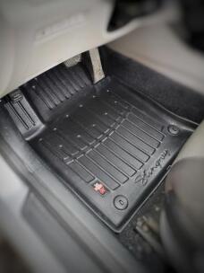 3D коврики для HYUNDAI Sonata (LF) (2014-2019) с бортиками 30 мм (Stingray). Фото 3